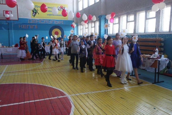 18-19.03.2019 күндері "№17 ЖОББМ" КММ-де "Ұлыстың Ұлы күні - Наурыз мейрамы" жоғары деңгейде атап өтілді.