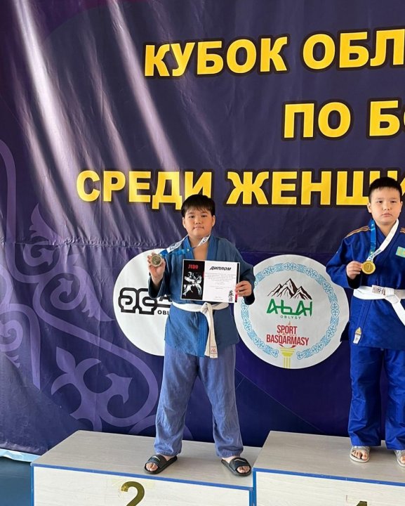 4” Ә” сынып оқушысы Сарқытбаев Мақсат Семей қаласында өткен Дзюдо күресінен 2011-2012ж туылған жасөспірімдер арасында II орын иеленді! Жарайсың, Мақсат!