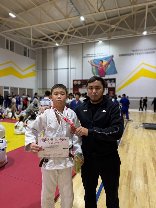 Астана қаласында өткен дзюдо жарысында 6 “А” сынып оқушысы Мұхаметкәрім Айсұлтан жүлделі III орын иеленді!